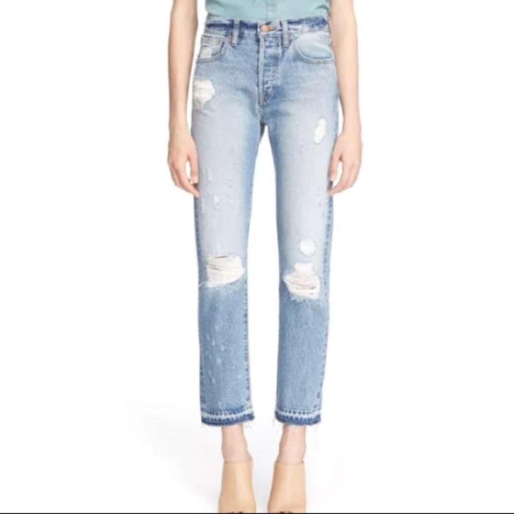 AYR “The Form” Shredded Crop Straight Leg 29 x 29